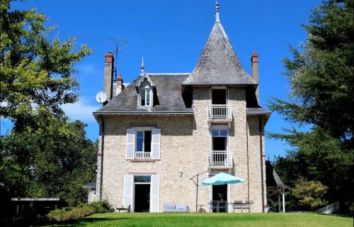Chateaueden