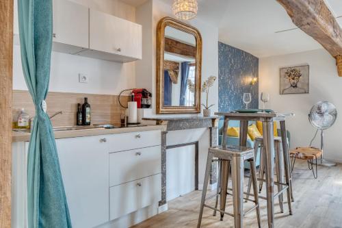Authentique 3 nid urbain au charme envoûtant en plein coeur de Rouen