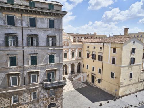 King Vittorio Guest House