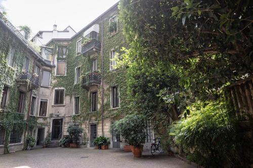 Loft Moderno a 500m da Loreto M1 M2