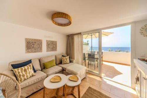 Luxury Colony Club Sea Views