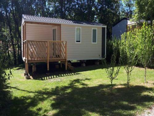 Mobil home avec Terrasse - 4 pers, 2 chambres - API-1-52-246