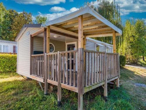Mobil home confortable avec terrasse - API-1-52-217
