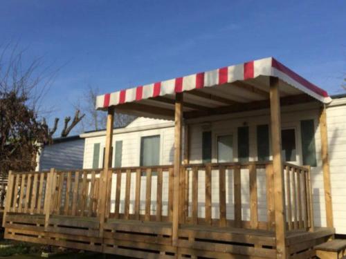 Mobil-home 3 chambres avec terrasse à Limeuil - API-1-52-281