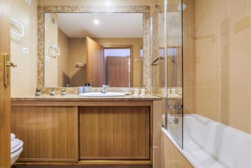 Family Friendly Apartment in Portimão by Lisbeyond