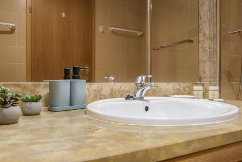 Family Friendly Apartment in Portimão by Lisbeyond