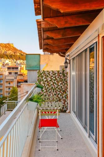 Panathenea Rooftop Apartment with Stunning View of Lycabettus