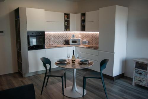 Una cocina o zona de cocina en Vento del Sud - Relax e Mare