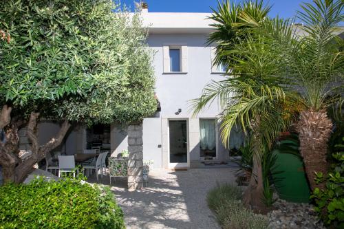 Κήπος έξω από το Hibiscus B&B