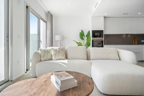 Ultimate Rentals - Coastal Comfort - Pool And Views in Oceana Gardens photo 13