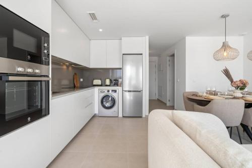 Ultimate Rentals - Coastal Comfort - Pool And Views in Oceana Gardens photo 14