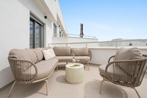 Ultimate Rentals - Coastal Comfort - Pool And Views in Oceana Gardens photo 20