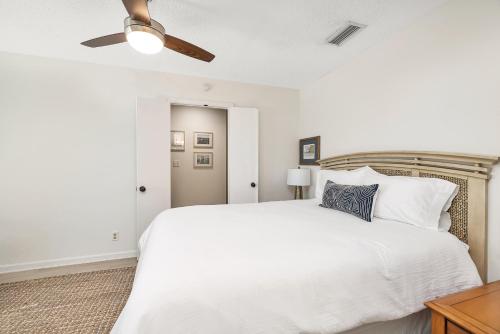 Gallery image of Harbour Oaks #310 in Saint Simons Island