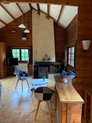 Fotografie z fotogalerie ubytování Chalets dans les bois v destinaci Nanteau-sur-Essonnes