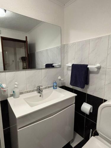 Koupelna v ubytování Santo Antonio 2 Schlafzimmer Apartment