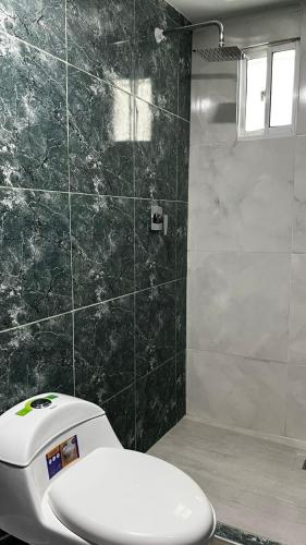 Bilik mandi di Casa Olmos