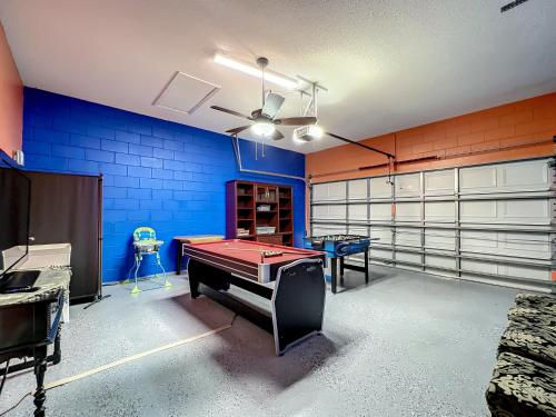 Private pool & spa villa w game room near Disney photo 10