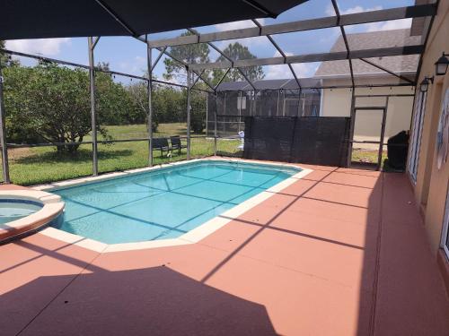 Private pool & spa villa w game room near Disney photo 60