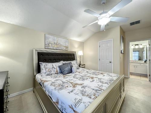 Private pool & spa villa w game room near Disney photo 35