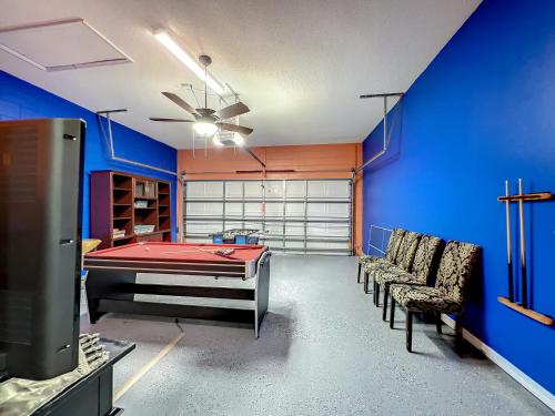Private pool & spa villa w game room near Disney photo 48