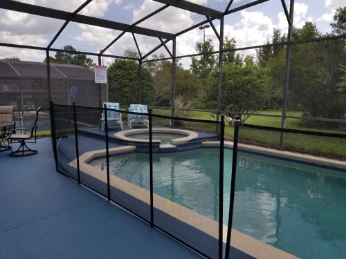 Private pool & spa villa w game room near Disney photo 55
