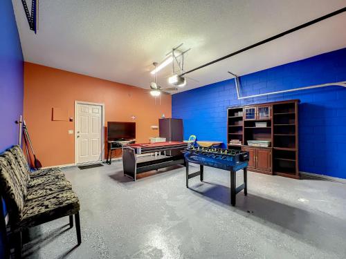 Private pool & spa villa w game room near Disney photo 49
