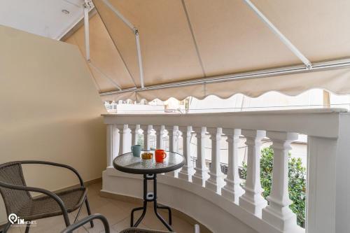 Rubies - Premium And Comfy Stay in Egaleo-Athens