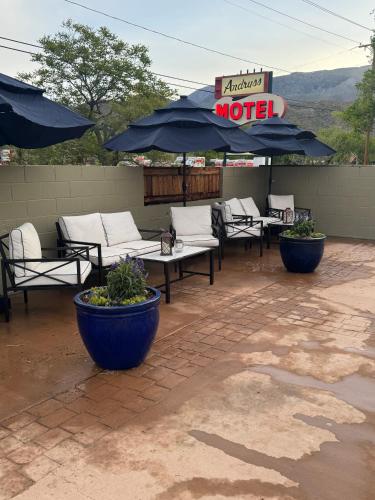 Gallery image of Andruss Motel in Walker