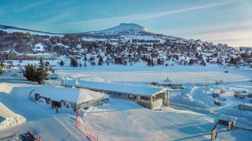 Το Chalet l'Anorak Super Besse τον χειμώνα