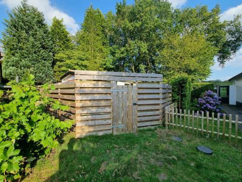 Κήπος έξω από το Escape to nature! Cozy and authentic chalet on park