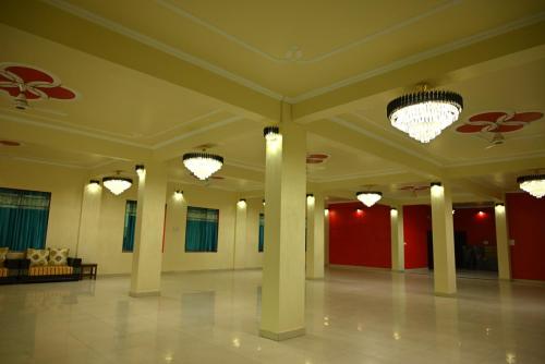 Fotografie z fotogalerie ubytování Hotel Golju Regency v destinaci Champawat