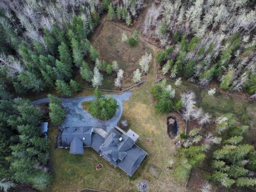 Gambar di galeri bagi Nisqually Highland Ranch! 35 Mi To Mt Rainier di Eatonville