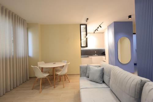 Grandstay Illyrian