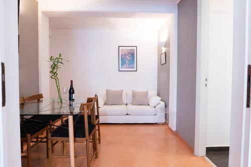 Syntagma square, 60sqm Fancy apartment