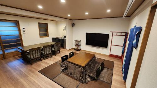 Mina's SamuraiHouse
