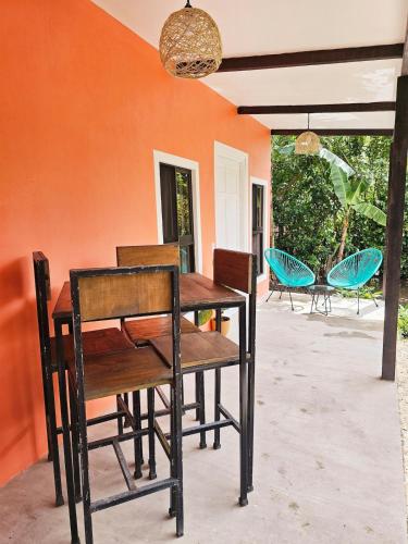 Patio nebo venkovní prostory v ubytování Cara Coral, un oasis en la Selva