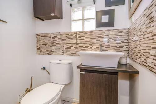 Ένα μπάνιο στο 100 Steps Amazing View