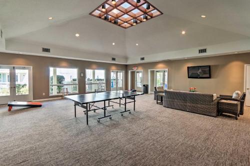 Walk to Folly Field Beach: Coastal Home w/ Grill photo 7