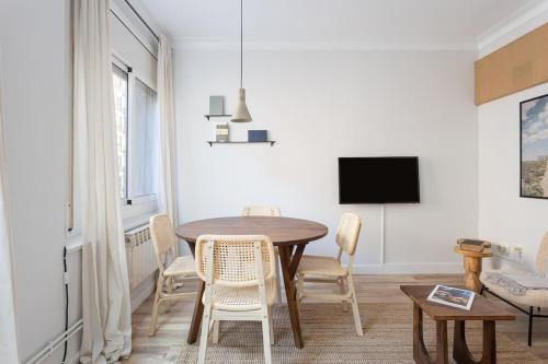 Stylish 3 Bedroom Apartment