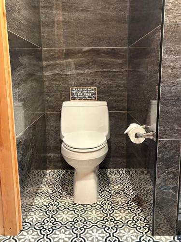 Un baño de The MountainTop