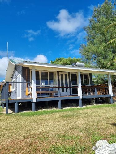 Ocean Beach Bach Rarotonga