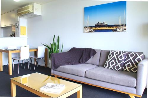 Zona de estar de Harbourview Ocean Serenity In Fremantle