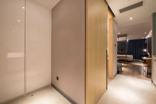 Ένα μπάνιο στο Atour S Hotel Dongzhimen Beijing