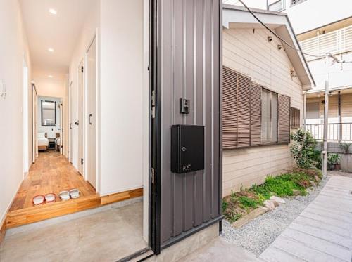 SkyTreeStayHotel 3, 8-minute walk from Yahiro Station, lovely new building, near Ara river, can see Sky Tree