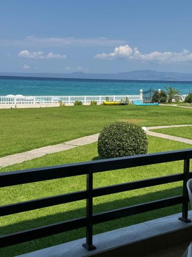 Argo Beach House Hanioti