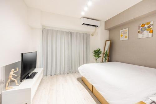 Ikebukuro 8 min walk, Kanamecho 6 min walk, 25sqm room, 2 guests, Direct access to Shinjuku, Shibuya, Tokyo, Ueno, 1 double bed
