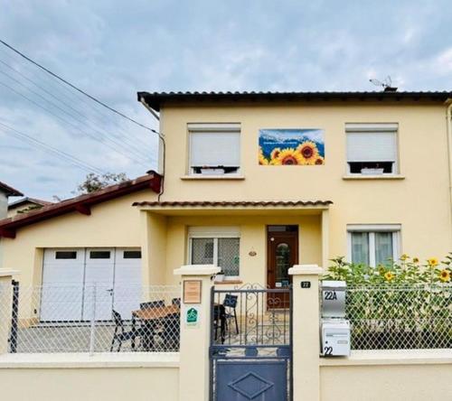Το κτήριο όπου στεγάζεται  το bed & breakfast