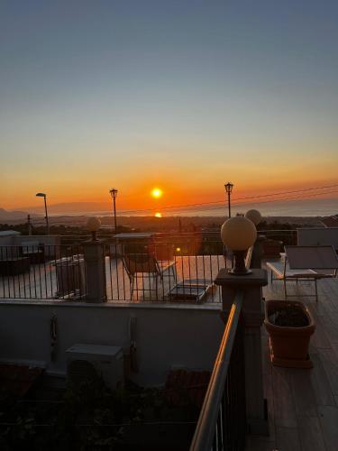 Amanecer o atardecer desde la casa de huéspedes o alrededores