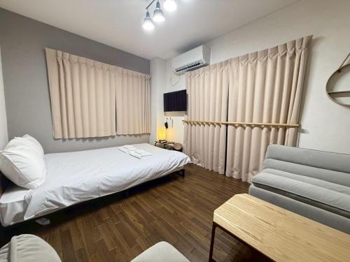 NEST BASE Ikebukuro 302