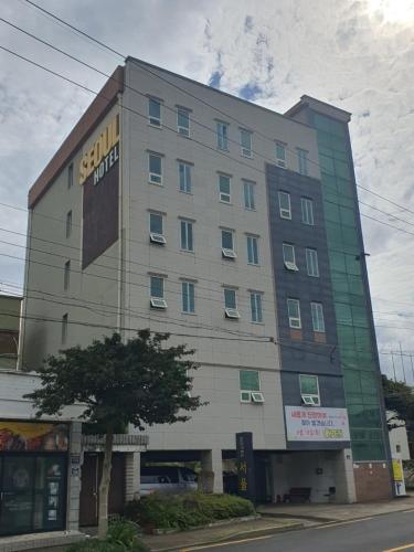 Gallery image of Seogwipo Seoul Hotel in Seogwipo